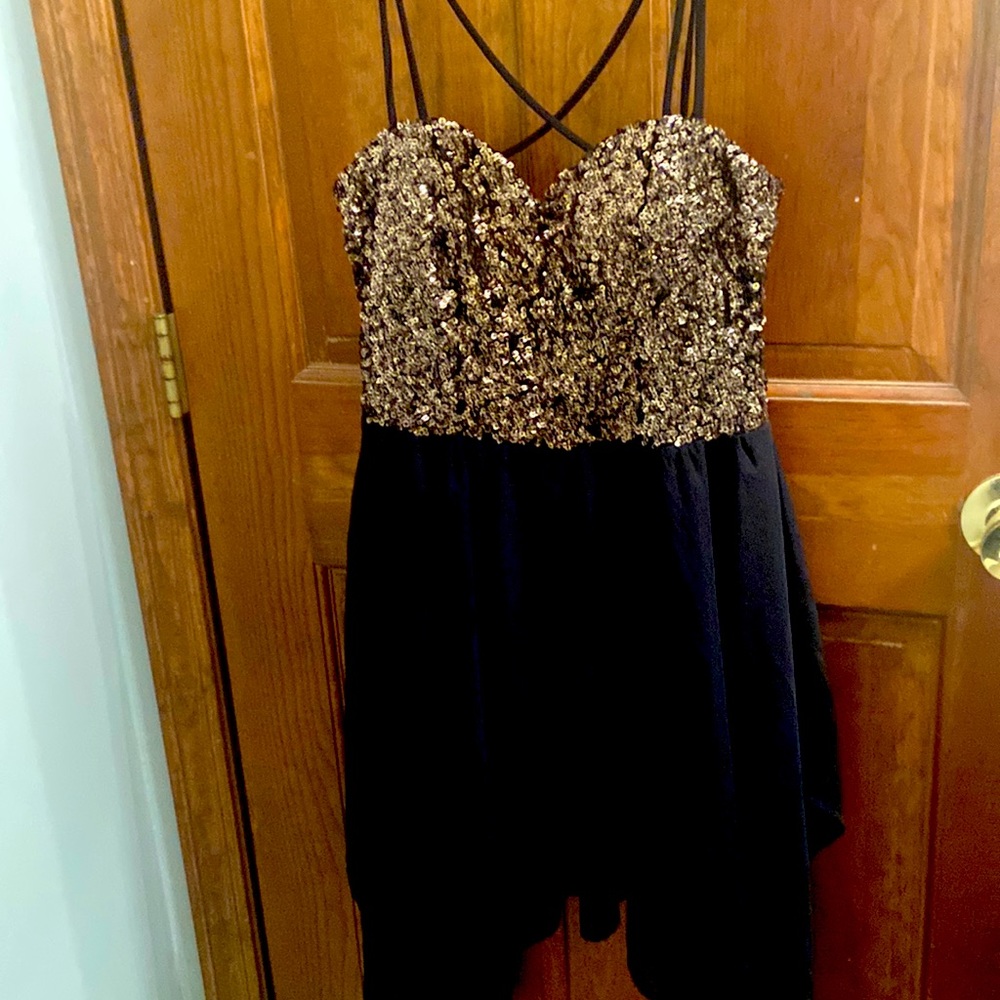 Formal dress. Size med